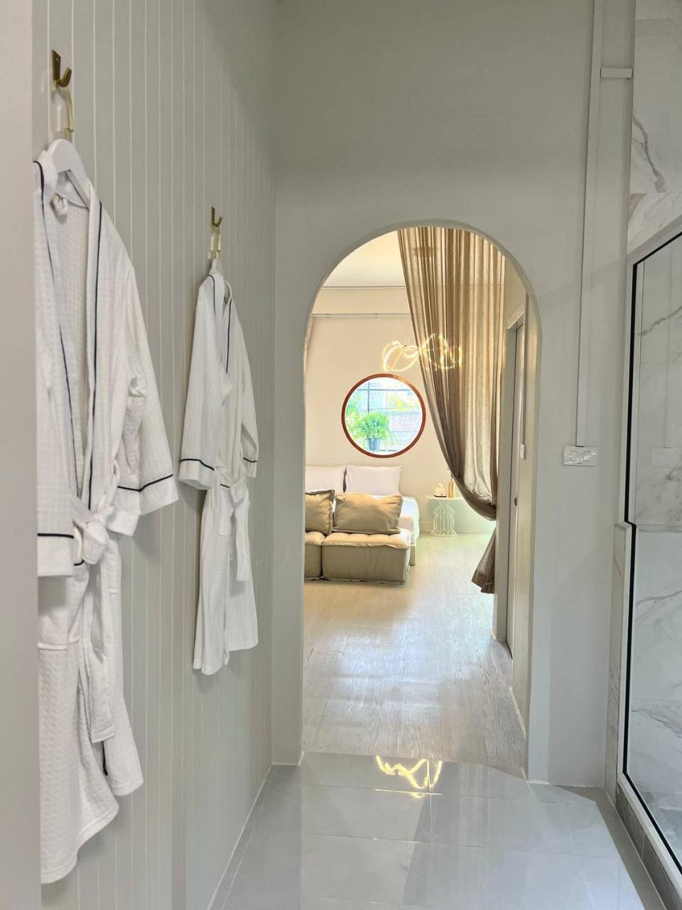 24Rooms นครสวรรค์ Extérieur photo