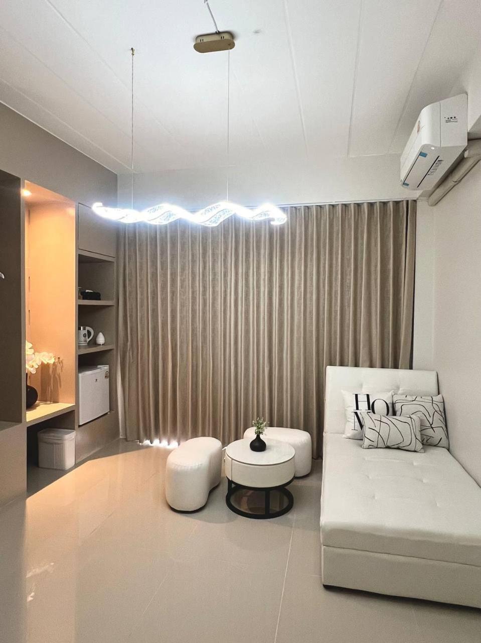 24Rooms นครสวรรค์ Extérieur photo